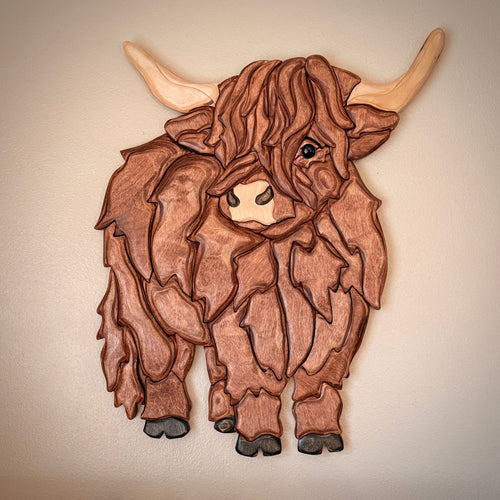 Handmade Highland cow wooden wall art, perfect for rustic farmhouse home decor and highland cow home decor enthusiasts.